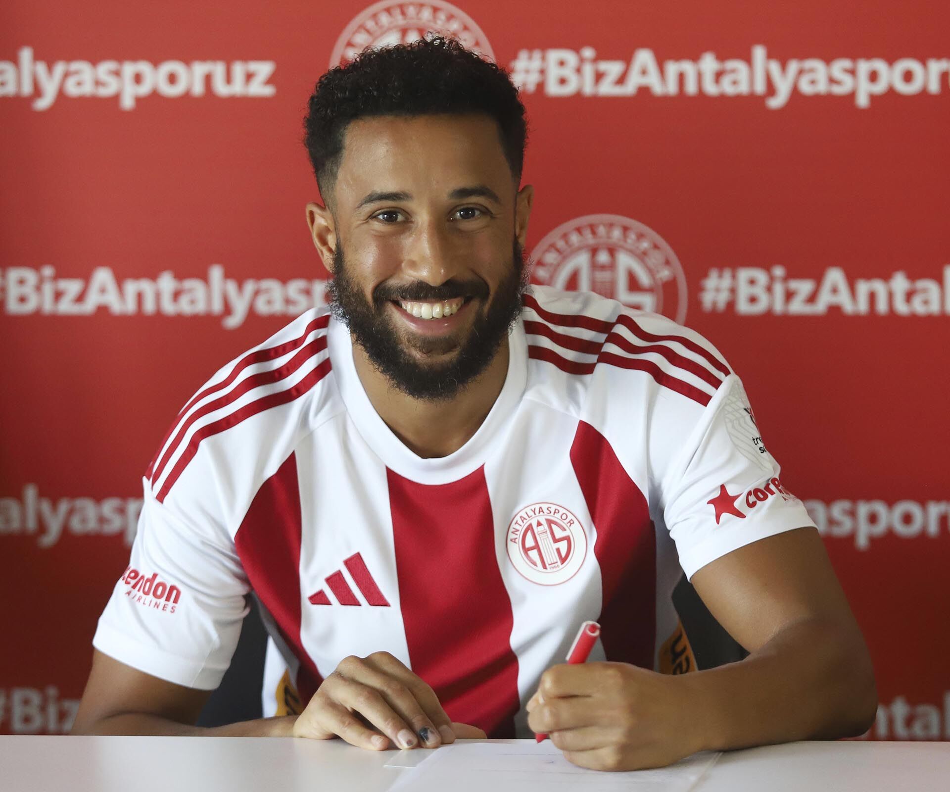 Andros Townsend Eski Antalyaspor Futbolcusu