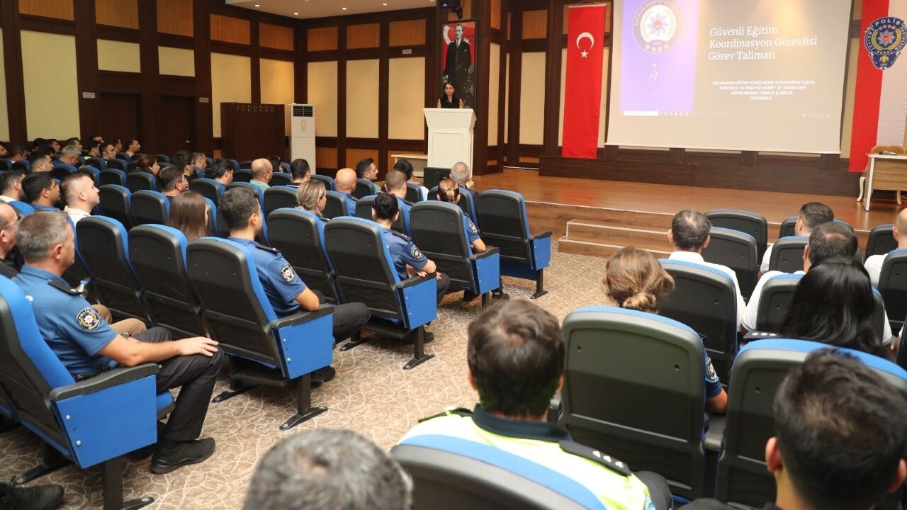 Antalya İl Emniyet Müdürlüğü Okul Güvenliği (1)