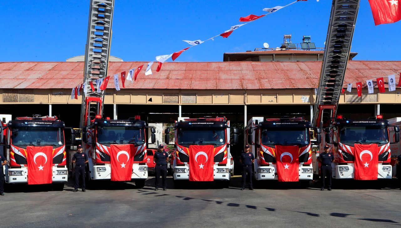 Antalya itfaiyesine 14 milyon euroluk güç takviyesi!