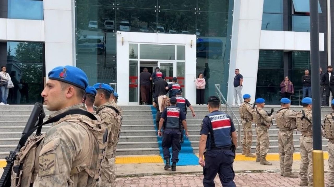 Antalya Ve Burdur’da Büyük Operasyon! Yasa Dışı Bahiste Milyonluk Para Trafiği2 (2)
