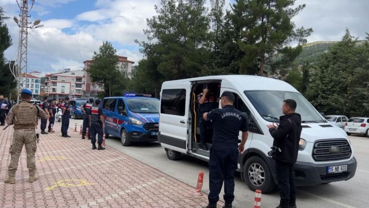 Antalya Ve Burdur’da Büyük Operasyon! Yasa Dışı Bahiste Milyonluk Para Trafiği2 (5)