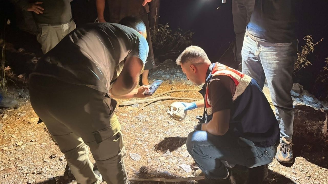 Antalya’da 15 Aydır Kayıptı! Kimlik Ve Kıyafetleri Kafatasının Yanında Bulundu (3)