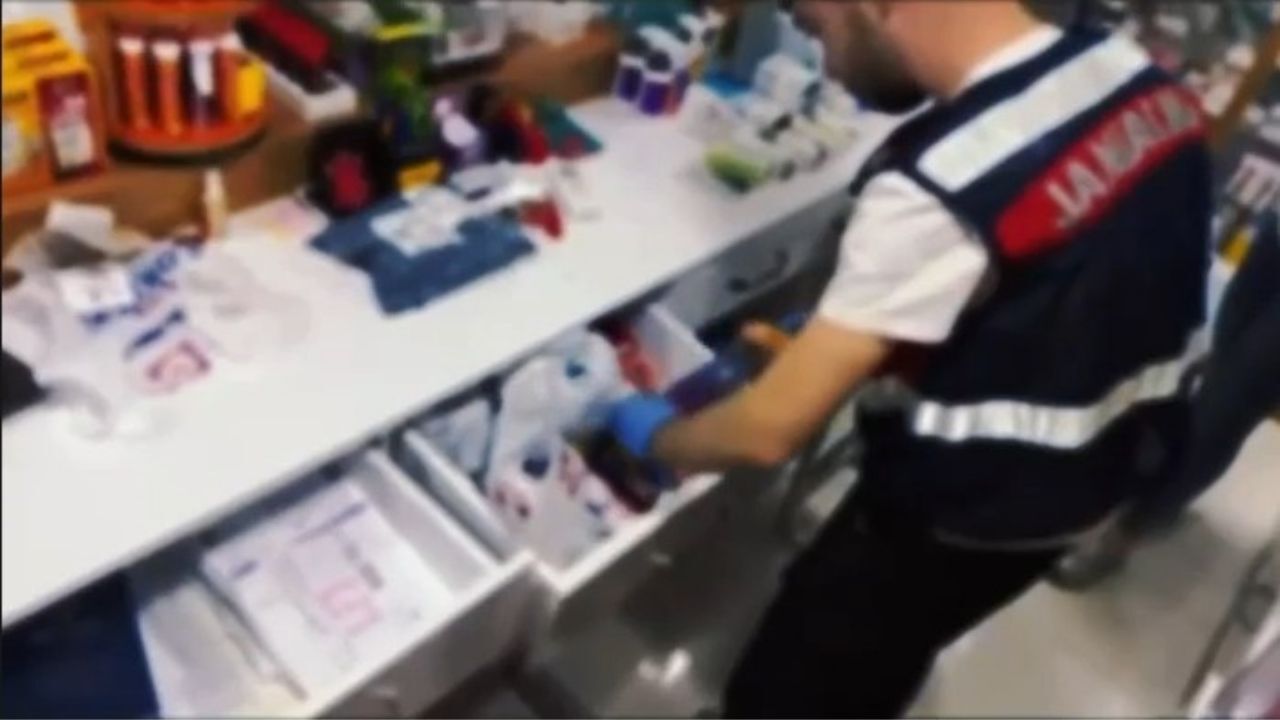 Antalya’da 3 Ilçede Uyuşturucu Operasyonu! Binlercesi Geçirildi12 (2)
