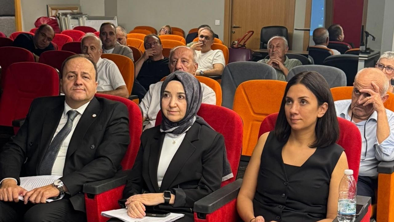 Antalya’da Eczacıların Sorunları Konuşuldu (3)