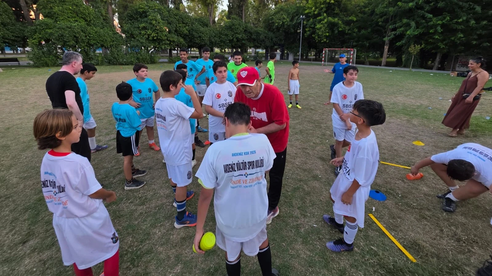 Antalya’da Yıllar Sonra Mahalle (4)