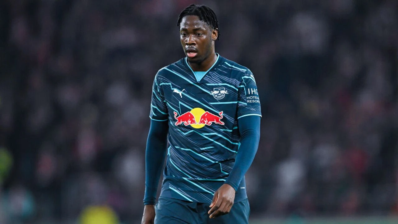 Bitshiabu Kimdir, Kaç Yaşında Galatasaray’ın Yeni Transferi Nereli1233 (2)