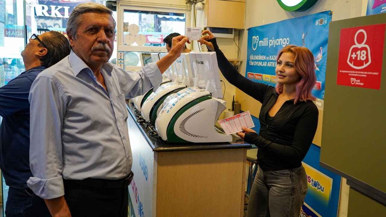 Çılgın Sayısal’dan Antalya’yı Çılgına Çeviren Ikramiye!234 (6)