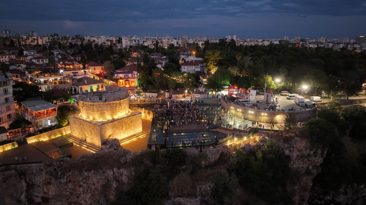 Antalya’da tarih ve müzik aynı sahnede buluştu