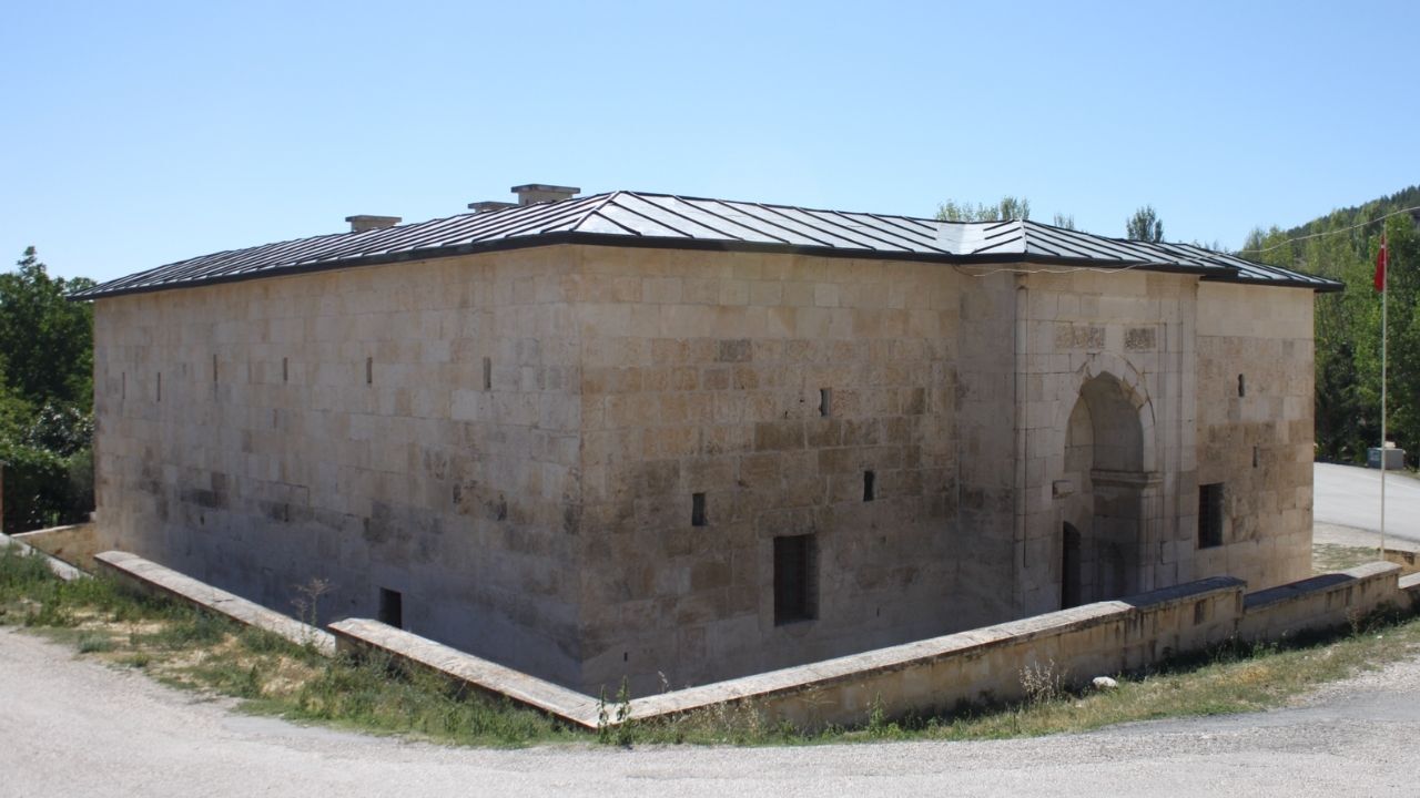 Korkuteli’nin 700 Yıllık Sinaneddin Medresesi Için Önemli Adım!2 (1)