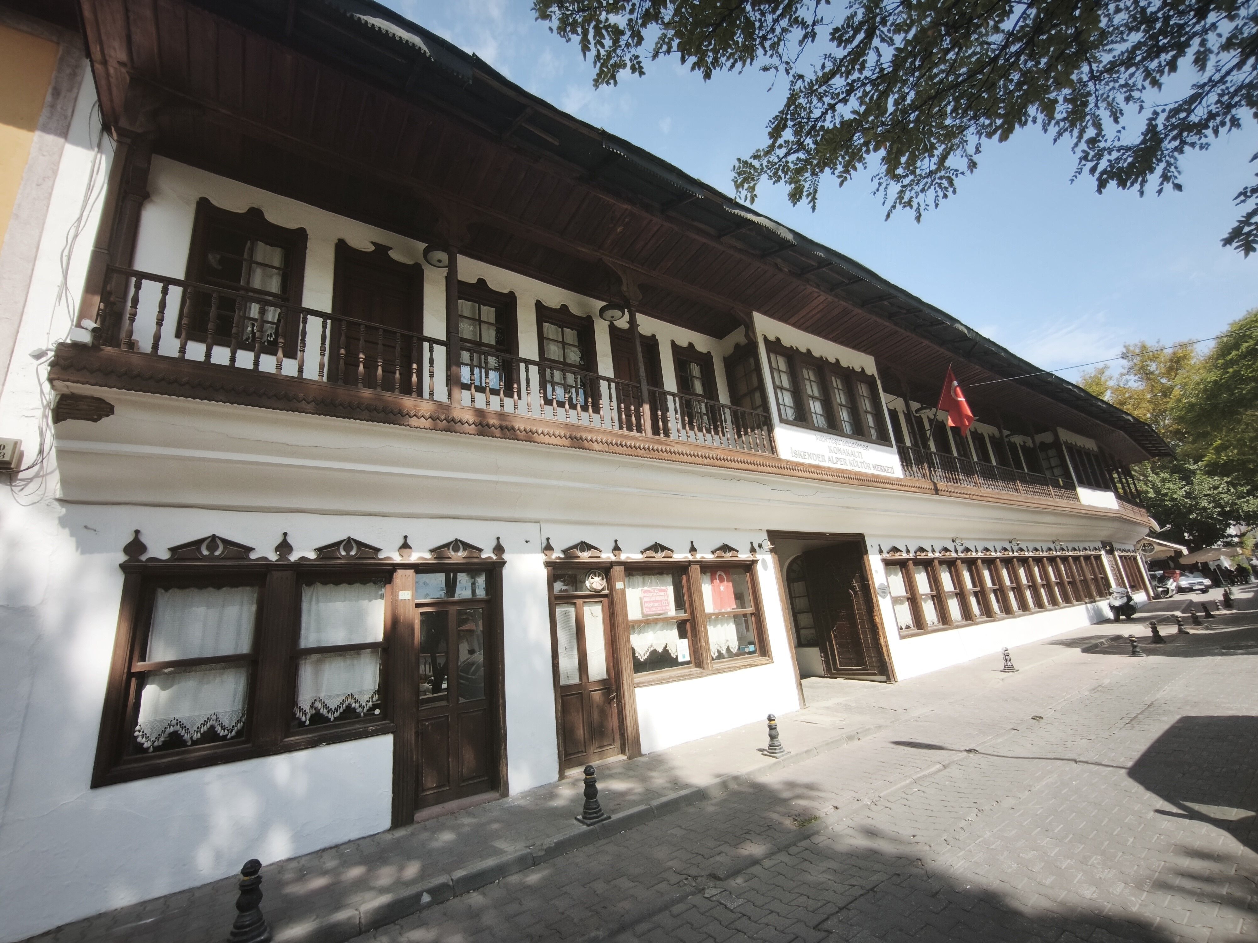 Muğla’da 6 taşınmaz vakfa tescil edildi