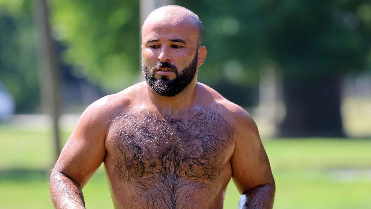 Orhan Okulu Kimdir, Ustası Kim 674. Elmalı Yağlı Güreşleri’nde Ne Kadar Kazandı 132 (1)