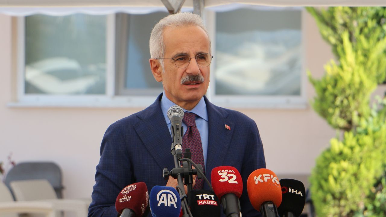 Ulaştırma Ve Altyapı Bakanı Abdulkadir Uraloğlu (2)