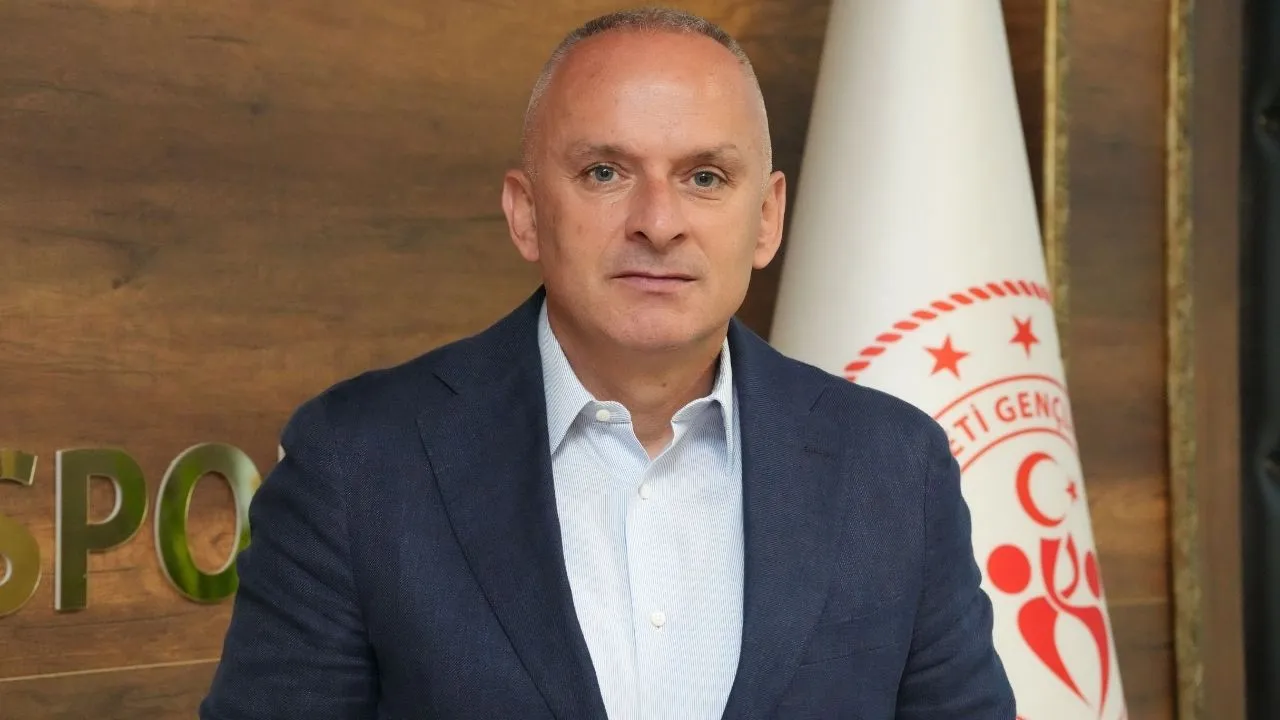 Yavuz Gürhan Antalya Gençlik Ve Spor Il Müdürü1