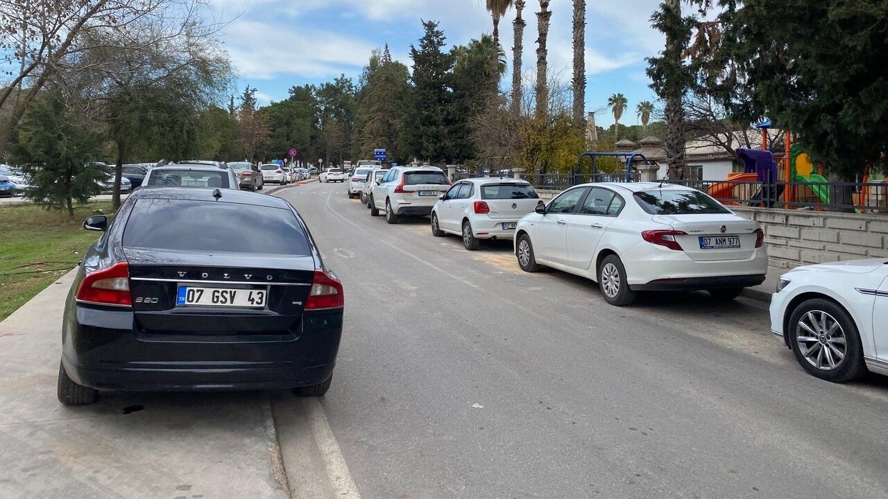 Akdeniz Üniversitesi Hastanesi Otopark 55