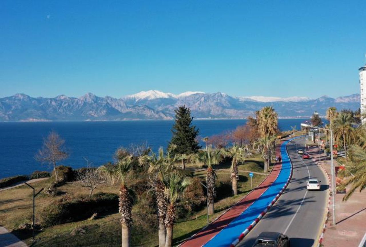 Antalya, Büyükşehirlerin Gerisinde Kaldı! Bisiklet Yolu Sadece 37 Kilometre (2)