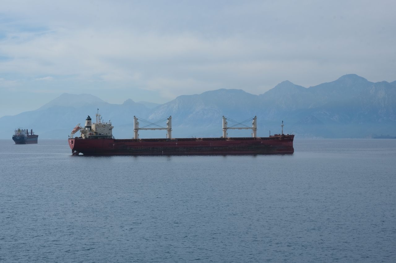 Antalya Deev Gemiler