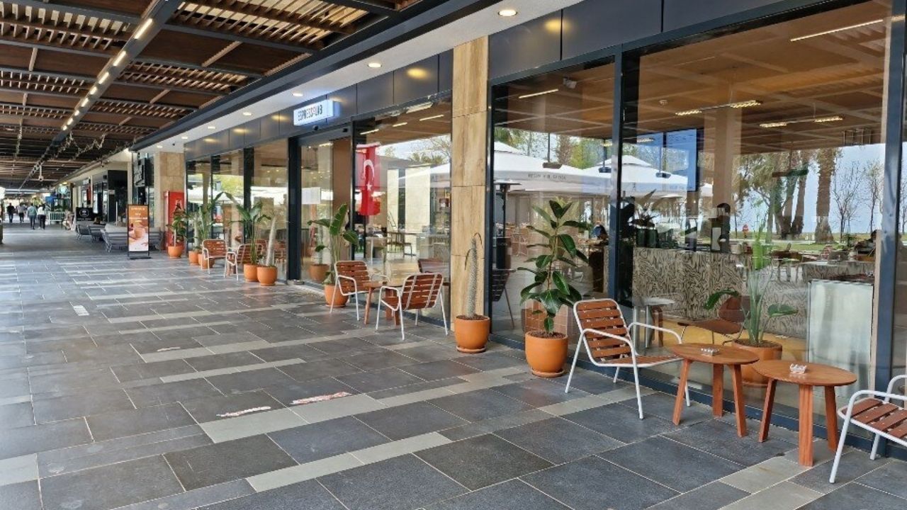 Antalya’da 6 Şubesi Bulunan Kahve Zinciri Birleşik Arap Emirlikleri’ne Satıldı!1 (4)