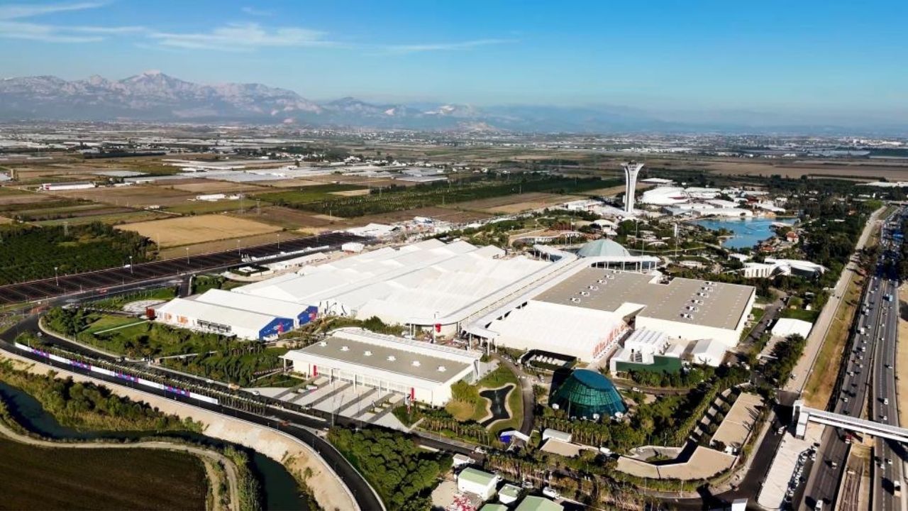 Antalya’da Bir Ilk! Cop31 Alanı Dünyanın Sanat Sahnesi Olacak1 (1)