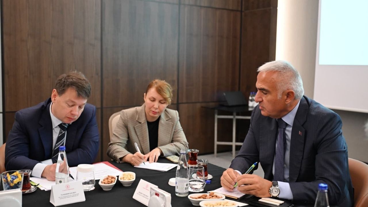 Antalya’da Kritik Turizm Görüşmesi Rusya Ile Yeni Dönem2 (3)