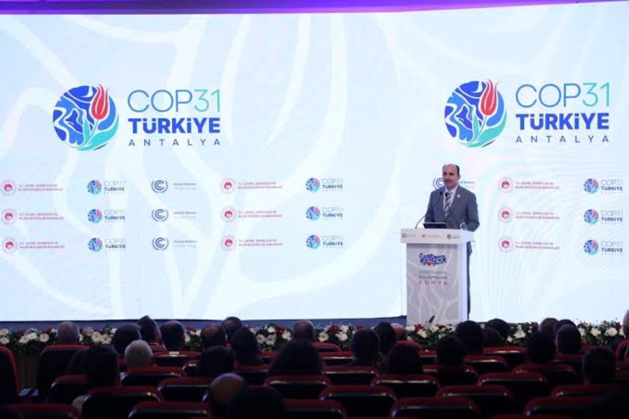 COP31 için altın yaldızlı Mesnevi!