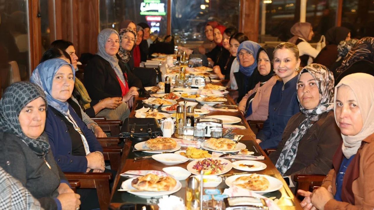 Halil Öztürk Muhtarlar Yemek