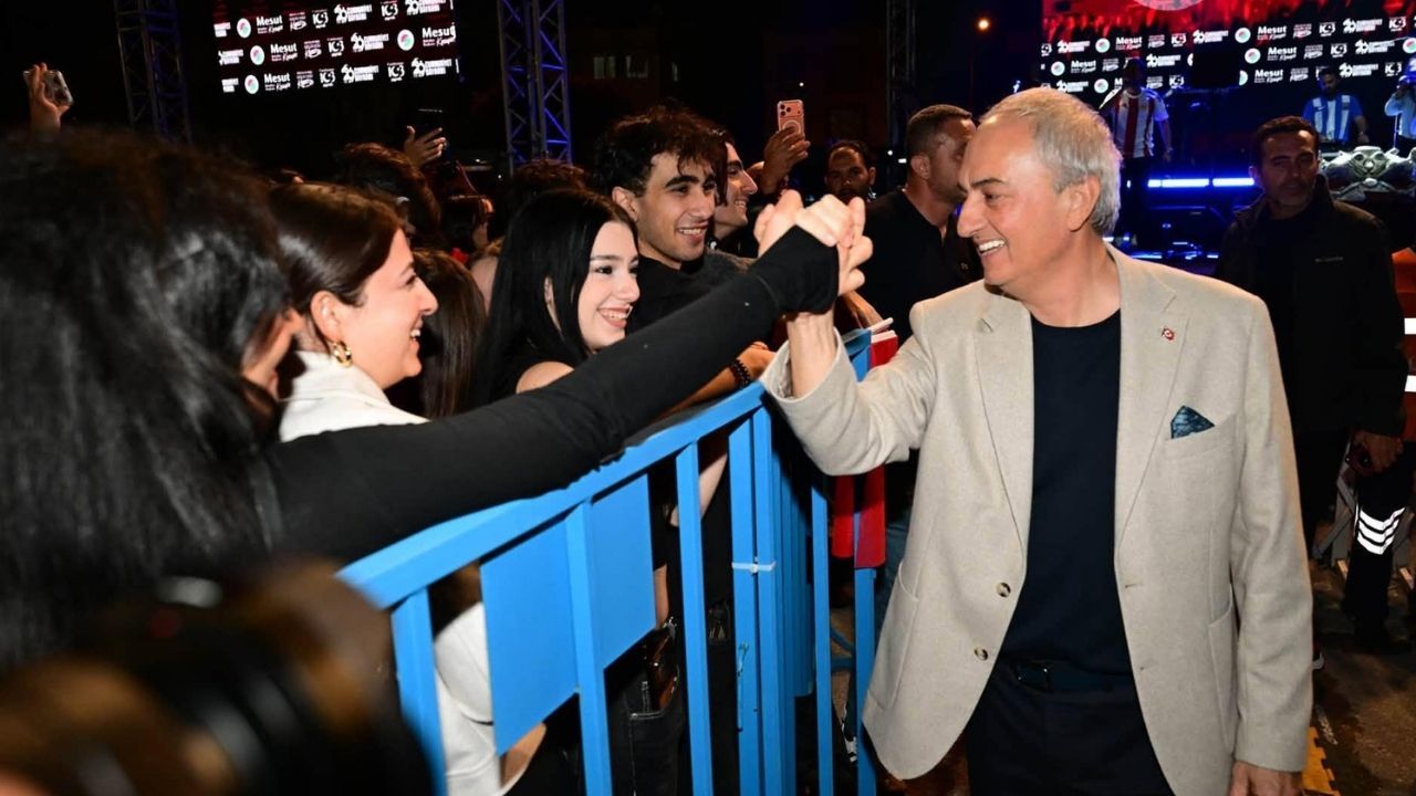Kepez’de Cumhuriyet Coşkusu Manga Ile Zirve Yaptı1 (1)