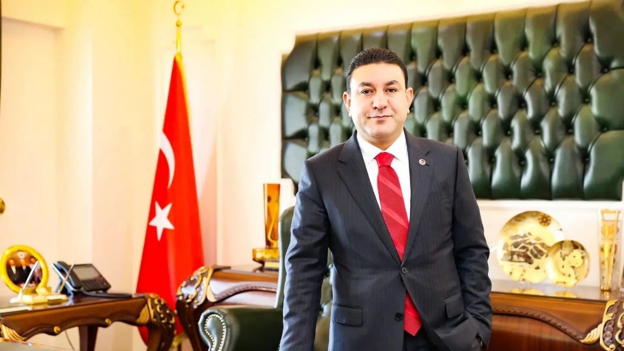 Mahmut Özyavuz Kimdir, Neden Gündemde Hangi Partiden, Babası Kim1 (3)