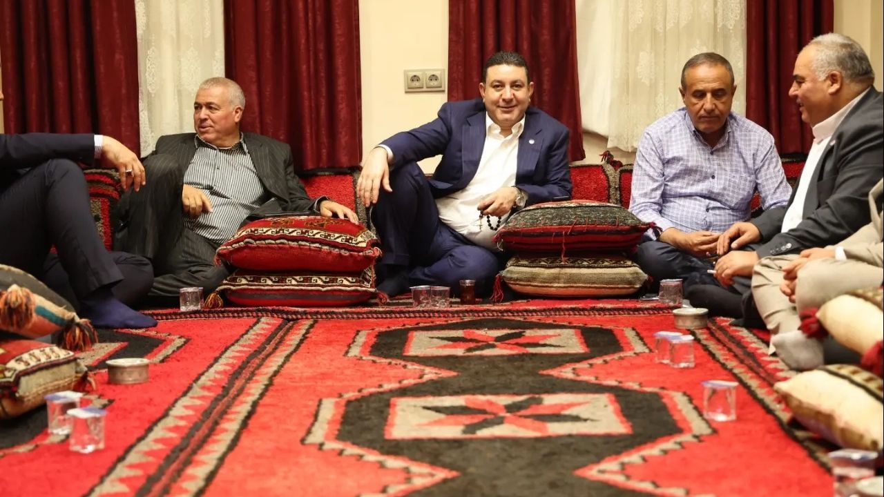 Mahmut Özyavuz Kimdir, Neden Gündemde Hangi Partiden, Babası Kim1 (4)