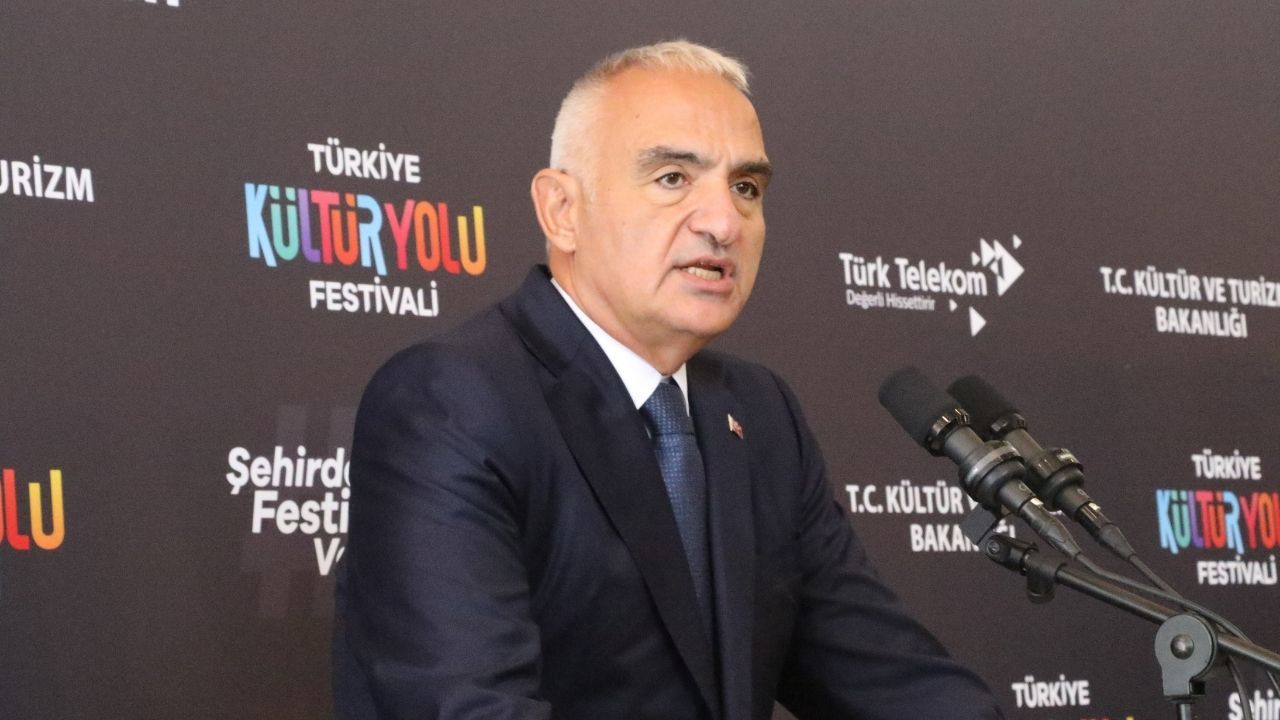 Mehmet Nuri Ersoy Turizm Bakanı