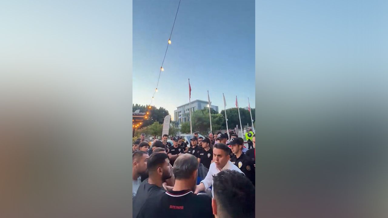 Mustafa Ergün'ün Taraftarlarla Polemiği