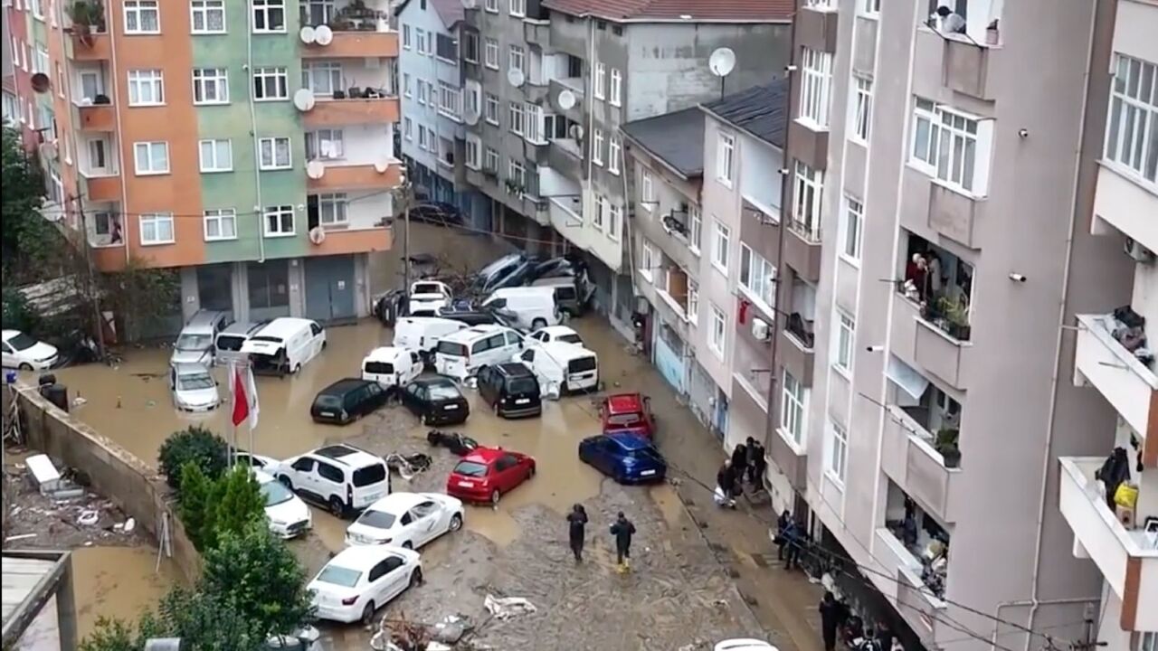 Suda Mahsur Kalan Araçlar Antalya