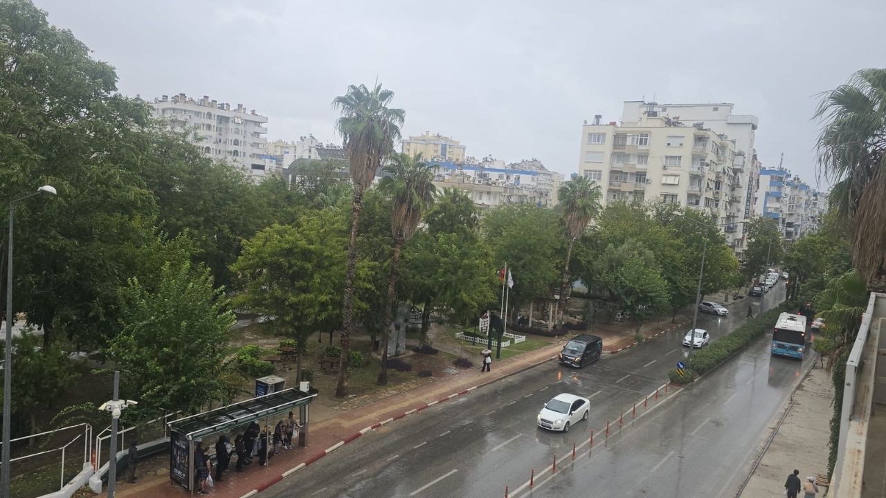 Yağmur Antalya (1)