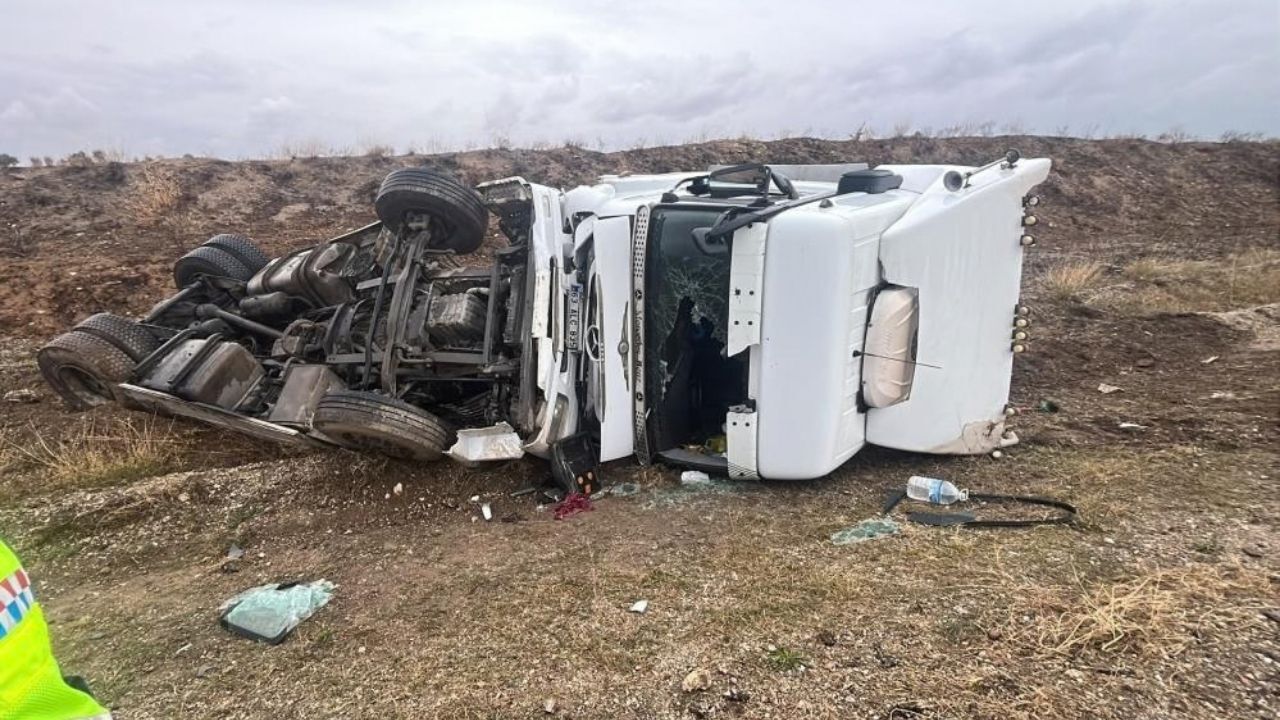 Yağmur Bastırdı, Antalya Ve Isparta Yolları Karıştı!2 (2)