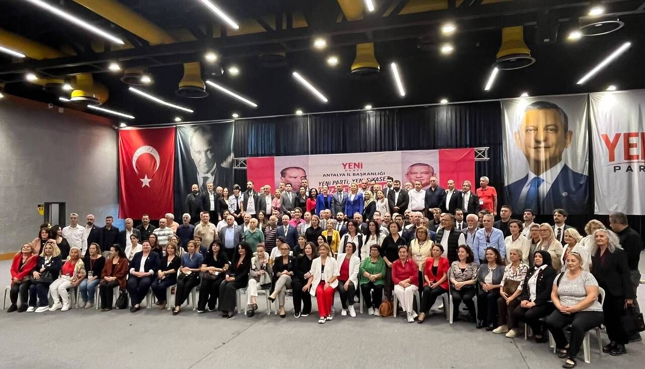 Yeni Parti Antalya 1. Olağan Kongresi Hatırası