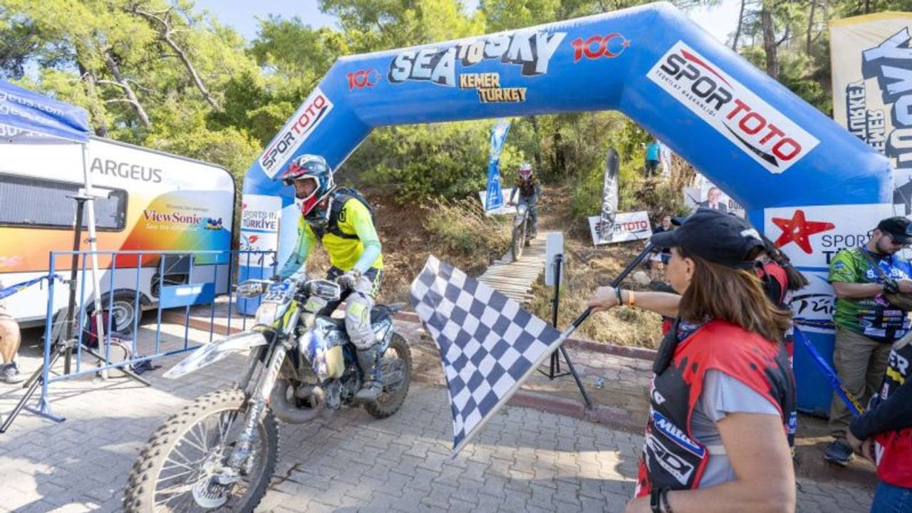 Sea To Sky Enduro Motosiklet Yarışı'nın orman etabı tamamlandı