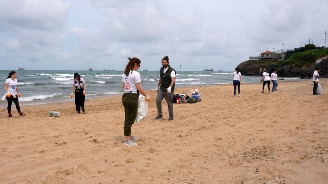 Plastik atıklarla mücadele için 'Sahili Sahiplen'