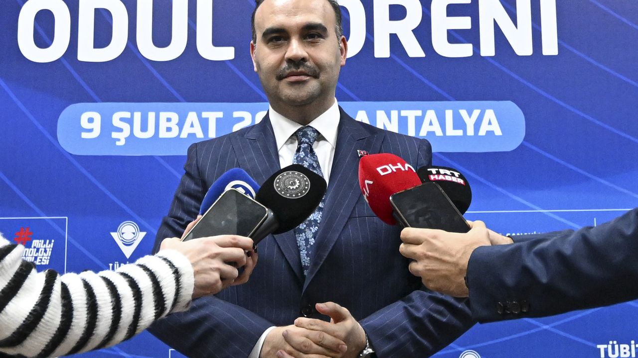 Sanayi ve Teknoloji Bakanı Kacır, Antalya'da konuştu: “Tarih sayfasında yeni bir perde açıldı”