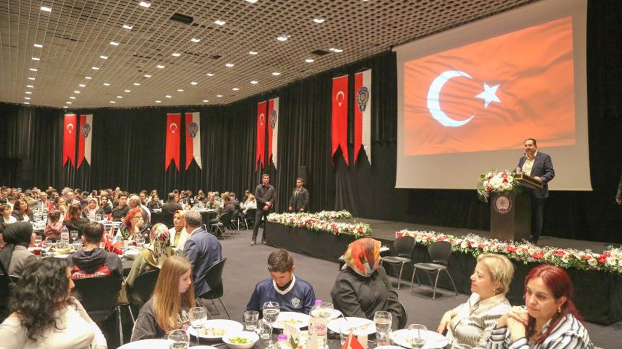 Antalya Emniyetinden şehit ailelerine ve gazilere vefa iftarı