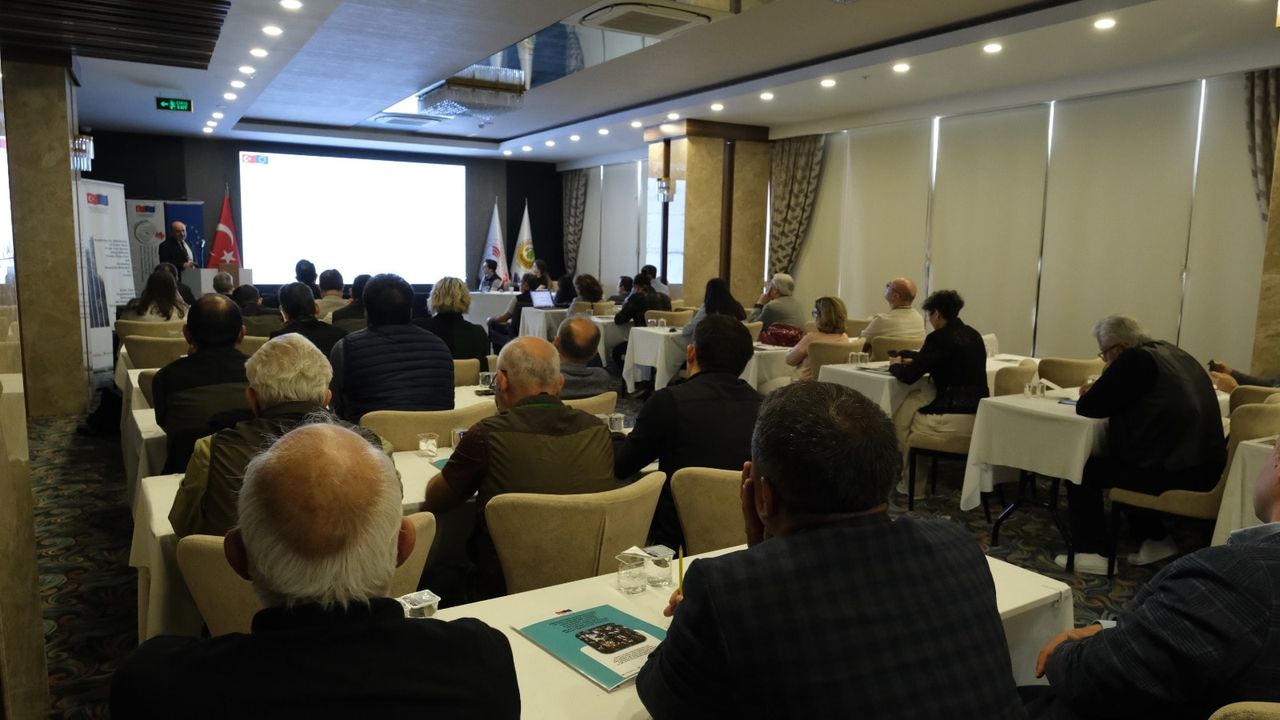 Antalya’da ormanların geleceğinin konuşulduğu çalıştay başladı