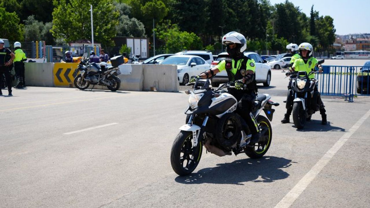 Antalya’da her 3 araçtan biri motosiklet: Emniyet önlemleri artırdı