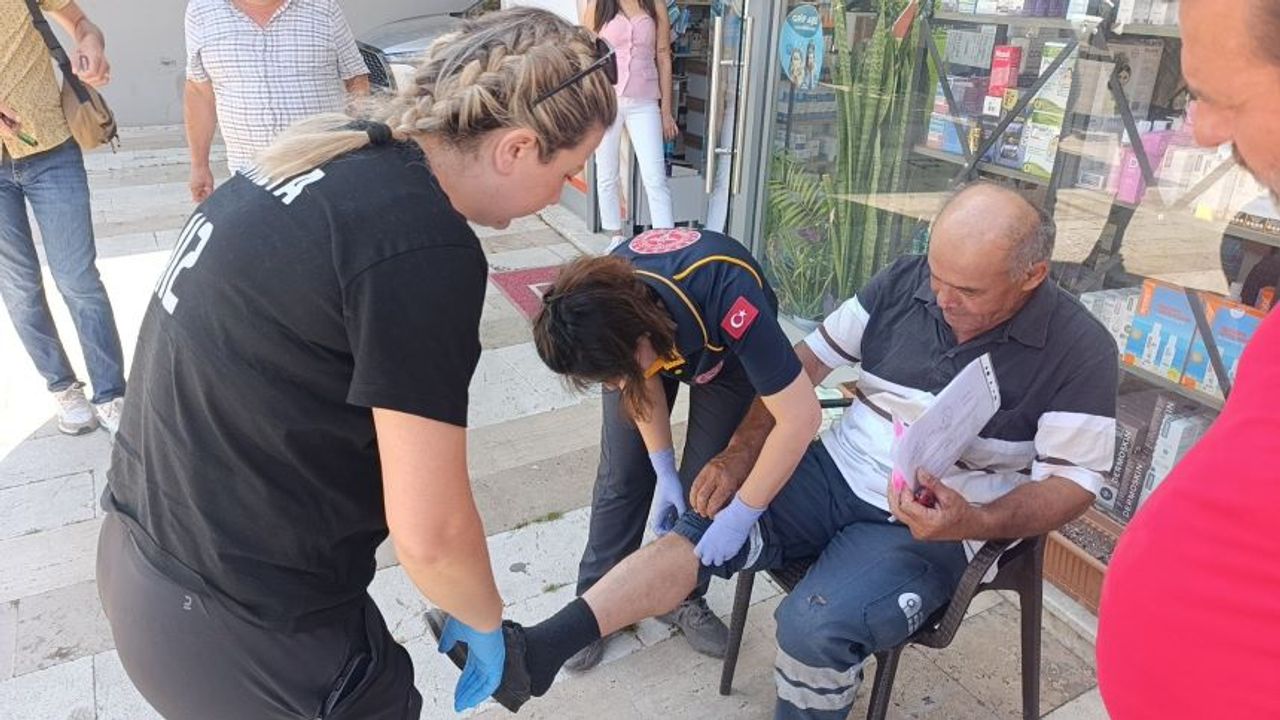 Manavgat'ta motosiklet kazası kamerada: "İyiyim" dedi, vatandaş zor ikna etti
