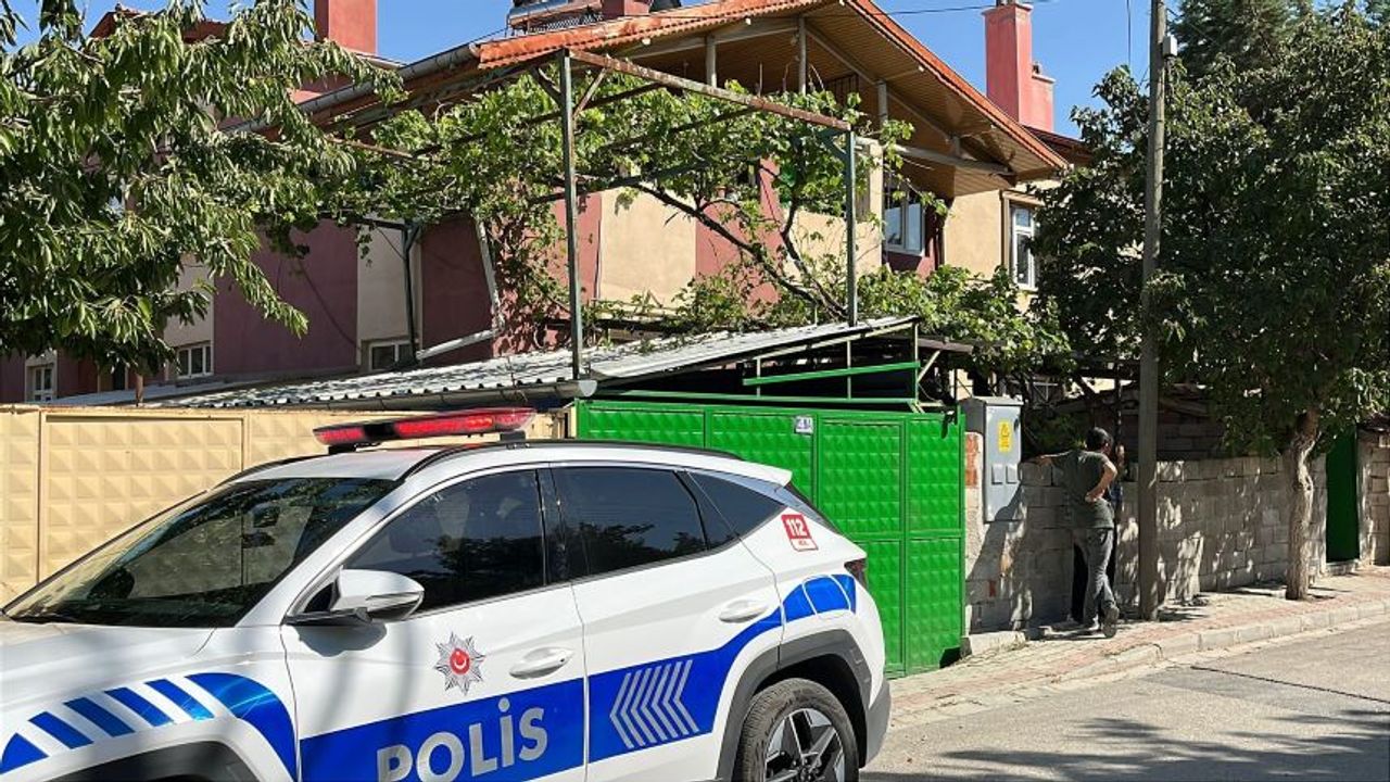 Konya'da aile faciası: Annesini ve ablasını bıçakladı sonra kendini yaraladı