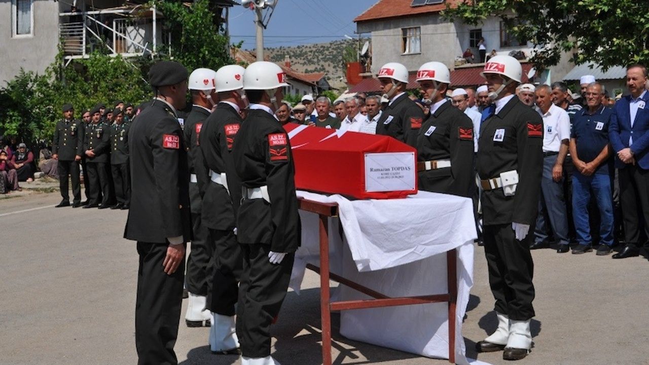 93 yaşındaki Kore Gazisi son yolculuğuna uğurlandı!