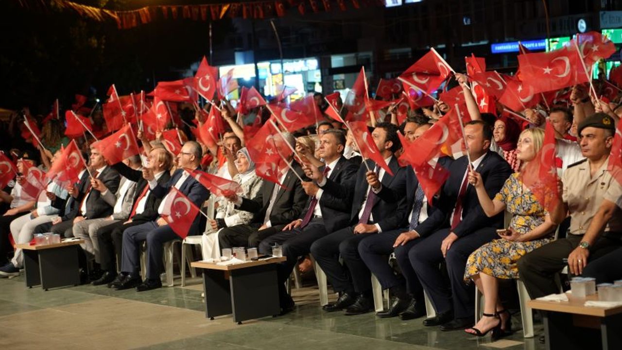 “Ne 9 yıl ne 90 yıl unuturuz”: Antalya’da 15 Temmuz şehitleri anıldı