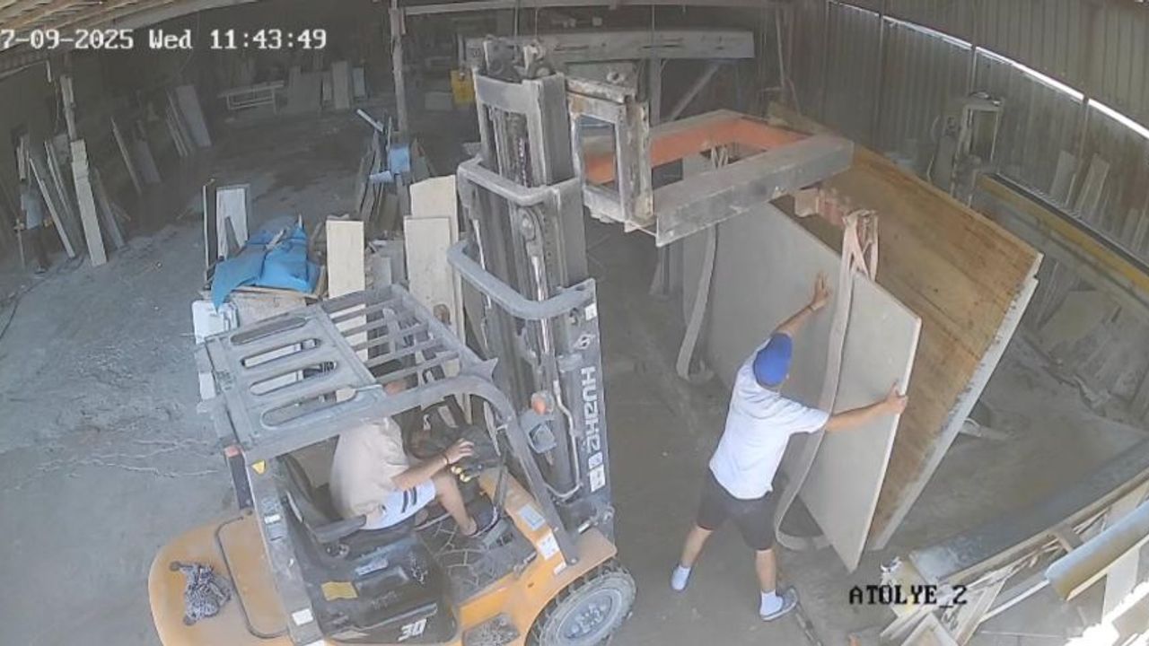 Bodrum'da üzerine mermer plaka düşen genç, 9 günlük yaşam savaşını kaybetti!