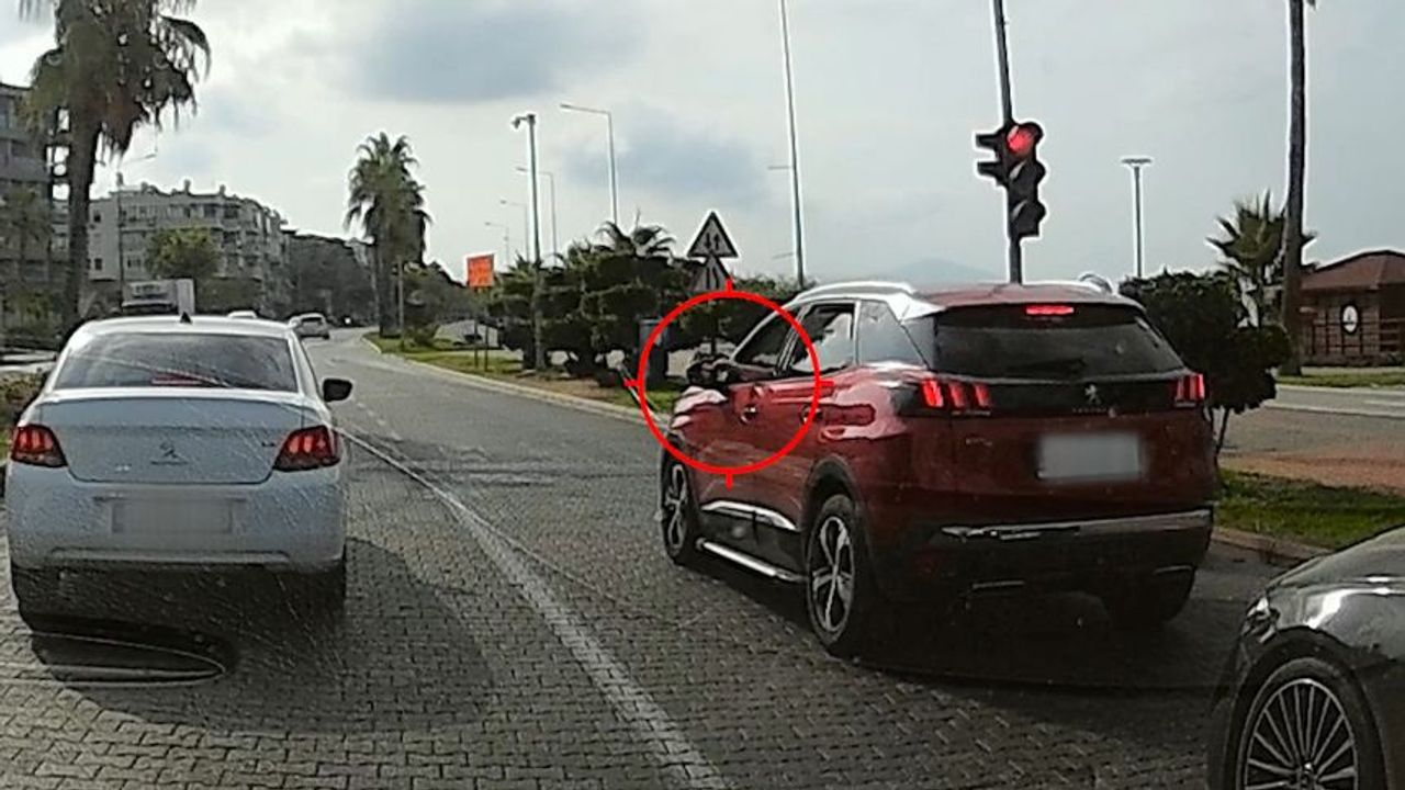 Alanya'da duyarsız sürücülere ceza yağdı!