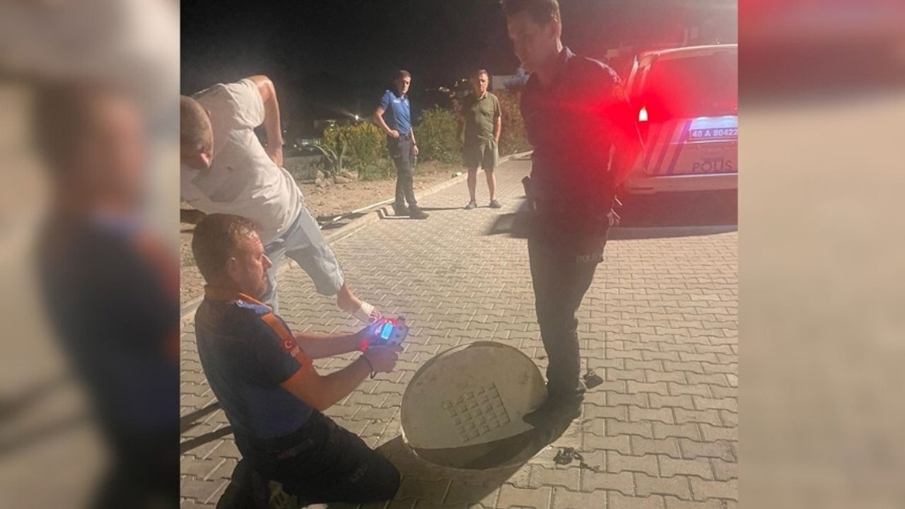 Bodrum'da kanalizasyona inip zehirlendiler