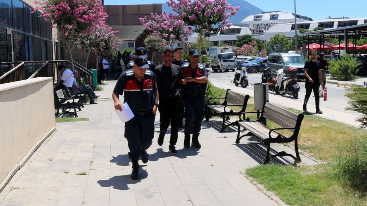 Alanya'da eski eşini bıçaklayan zanlı tutuklandı!