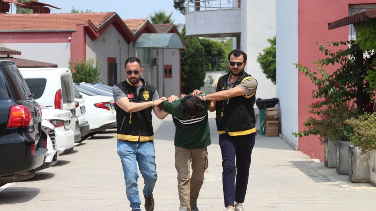 Adana'da gençleri ve yaşlı adamı döven şahıs tutuklandı