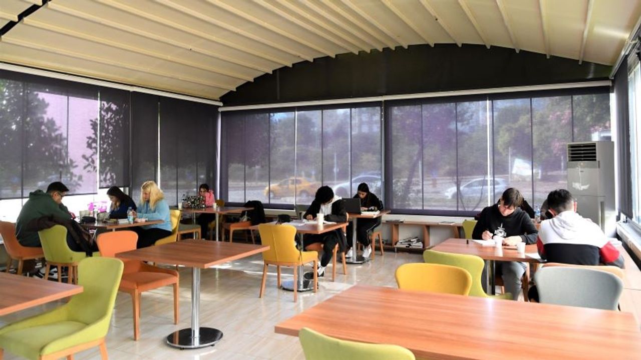 Konyaaltı Gençlik Lokali geçici olarak kapatıldı